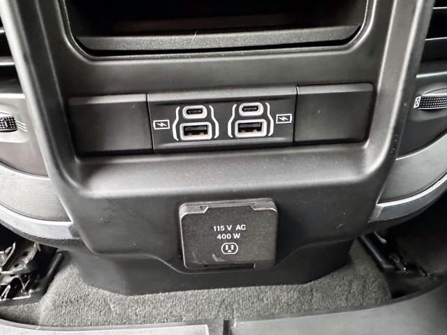 2021 RAM 1500 Big Horn 4x4 Crew Cab 5'7" Box