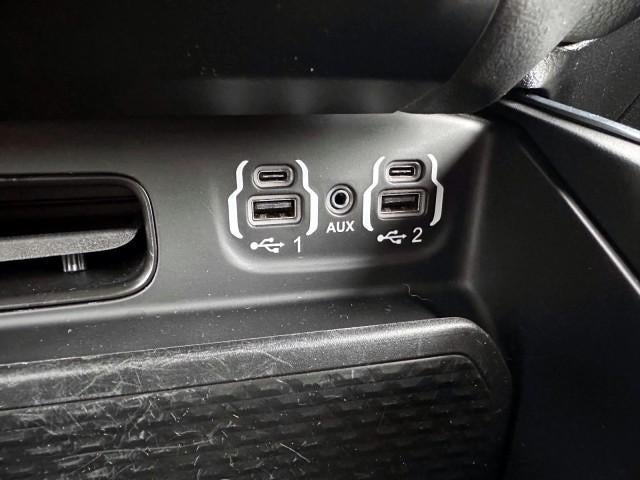 2021 RAM 1500 Big Horn 4x4 Crew Cab 5'7" Box