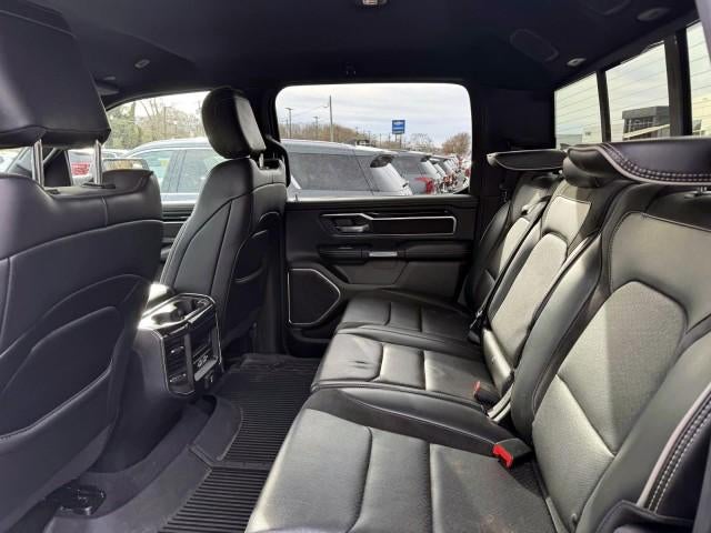 2019 RAM 1500 Laramie 4x4 Crew Cab 5'7" Box