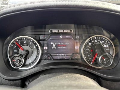 2019 RAM 1500 Laramie 4x4 Crew Cab 5'7" Box