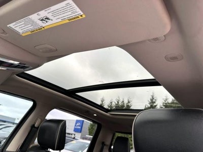 2021 RAM 1500 Laramie 4x4 Crew Cab 5'7" Box