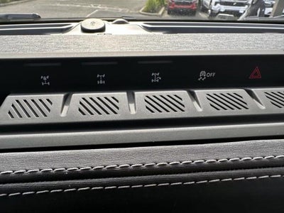 2025 Ford Bronco Outer Banks 4 Door 4x4