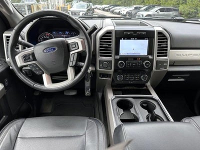 2017 Ford Super Duty F-250 SRW Lariat 4WD Crew Cab 6.75' Box