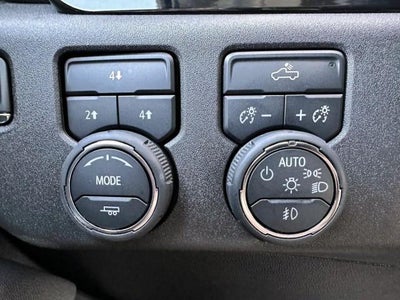 2025 Chevrolet Silverado 2500 HD Crew Cab Standard Box 4-Wheel Drive LT