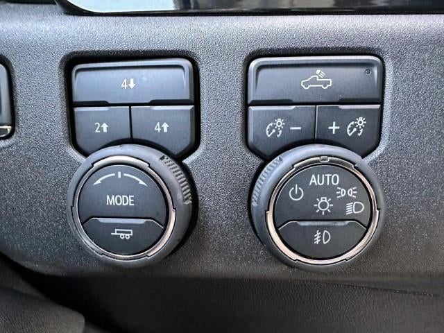 2025 Chevrolet Silverado 2500 HD Crew Cab Standard Box 4-Wheel Drive LT