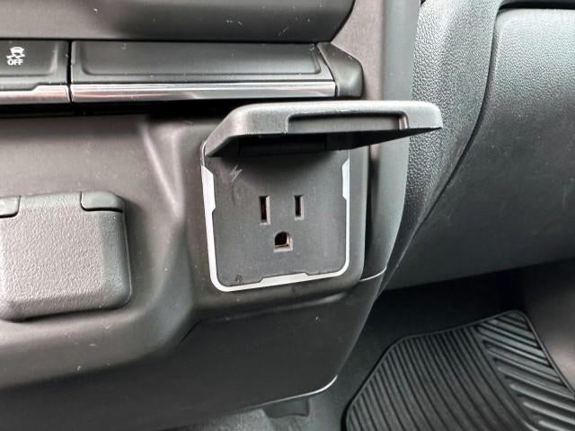2023 Chevrolet Silverado 1500 Crew Cab Short Box 4-Wheel Drive Custom