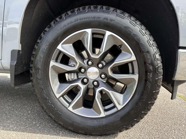 2024 Chevrolet Silverado 1500 Crew Cab Short Box 4-Wheel Drive LT 2FL
