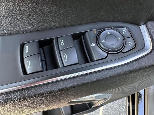 2023 Chevrolet Silverado 1500 Crew Cab Standard Box 4-Wheel Drive LT