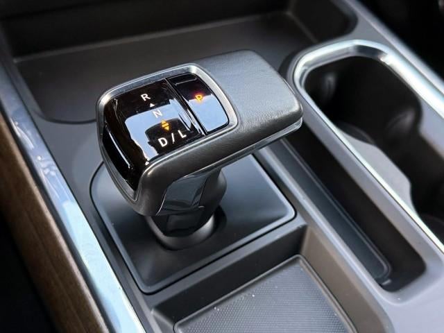 2022 Chevrolet Silverado 1500 Crew Cab Short Box 4-Wheel Drive High Country