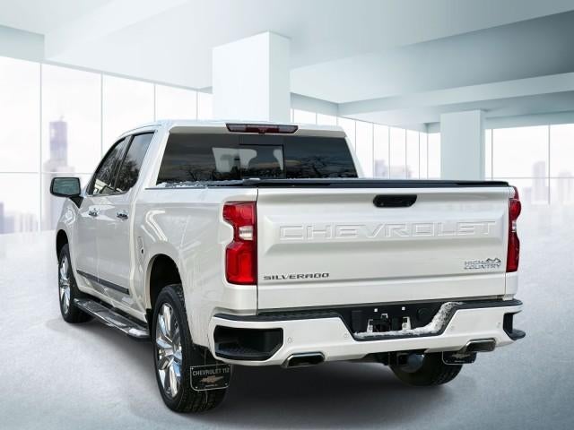 2022 Chevrolet Silverado 1500 Crew Cab Short Box 4-Wheel Drive High Country