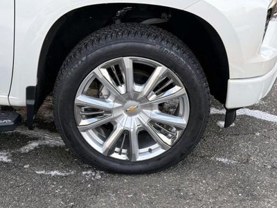 2022 Chevrolet Silverado 1500 Crew Cab Short Box 4-Wheel Drive High Country