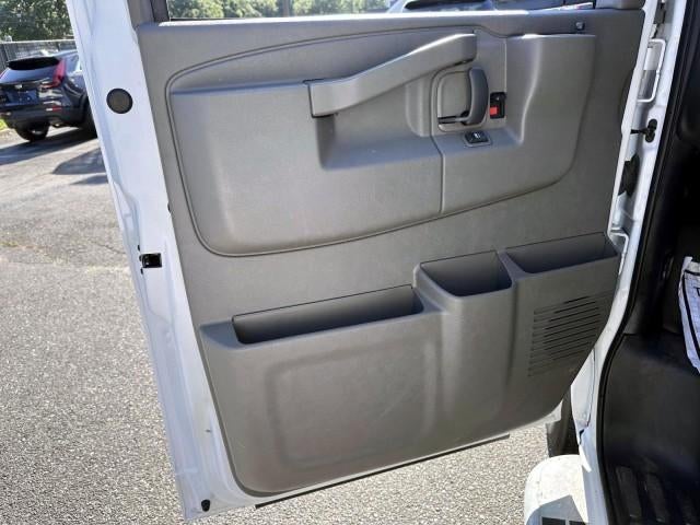 2025 Chevrolet Express Cargo Van 2500 Regular Wheelbase Rear-Wheel Drive