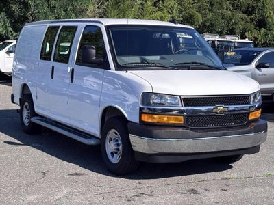 2025 Chevrolet Express Cargo Van 2500 Regular Wheelbase Rear-Wheel Drive