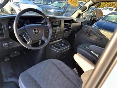 2024 Chevrolet Express Cargo Van 2500 Regular Wheelbase Rear-Wheel Drive