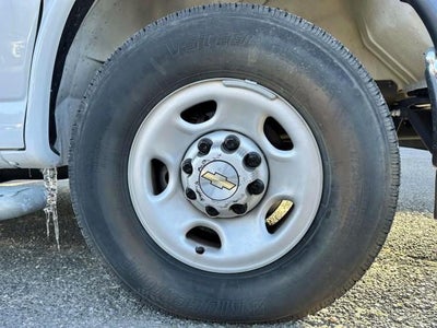 2024 Chevrolet Express Cargo Van 2500 Regular Wheelbase Rear-Wheel Drive
