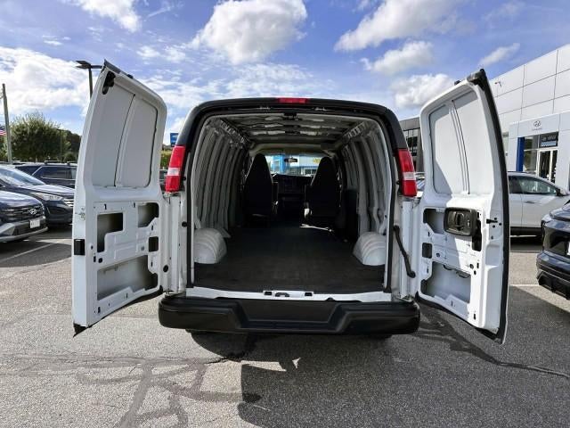 2025 Chevrolet Express Cargo Van 2500 Extended Wheelbase Rear-Wheel Drive