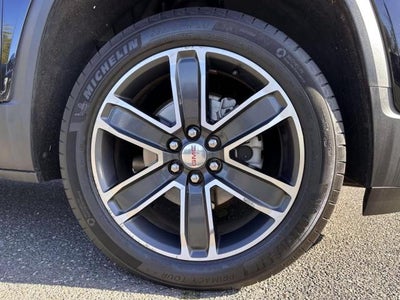 2023 GMC Acadia AWD SLT