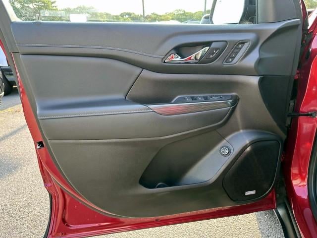 2023 GMC Acadia AWD SLT