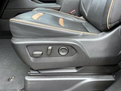 2023 GMC Yukon XL 4WD 4dr AT4
