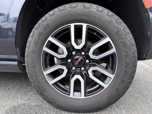 2023 GMC Yukon XL 4WD 4dr AT4