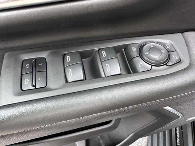 2023 GMC Yukon XL 4WD 4dr AT4