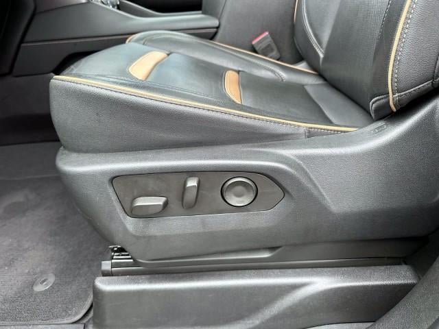 2023 GMC Yukon XL 4WD 4dr AT4