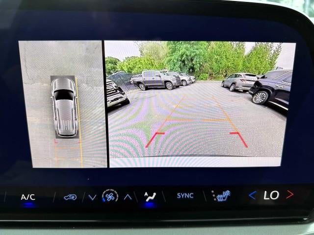 2024 Chevrolet Traverse LT w/1LT