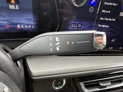 2024 Chevrolet Traverse LT w/1LT