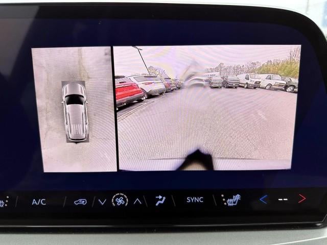 2024 Chevrolet Traverse LT w/1LT