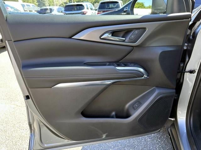2024 Chevrolet Traverse LS w/2LS