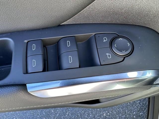 2024 Chevrolet Traverse LS w/2LS