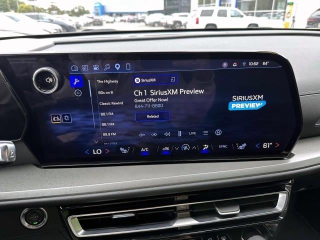 2024 Chevrolet Traverse LS w/2LS