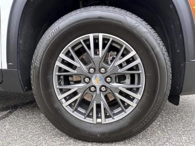 2024 Chevrolet Traverse LS w/2LS