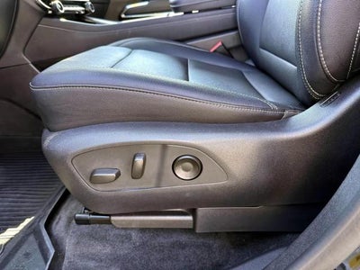 2024 Chevrolet Traverse LT w/2LT
