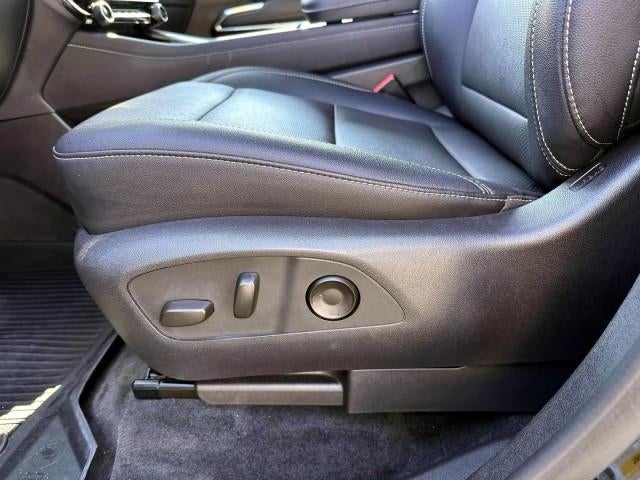 2024 Chevrolet Traverse LT w/2LT
