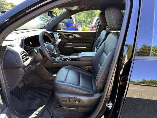 2024 Chevrolet Traverse LT w/2LT