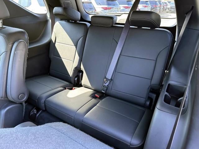 2024 Chevrolet Traverse LT w/2LT