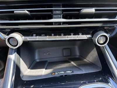 2024 Chevrolet Traverse LT w/2LT