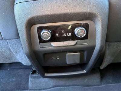 2024 Chevrolet Traverse LT w/2LT