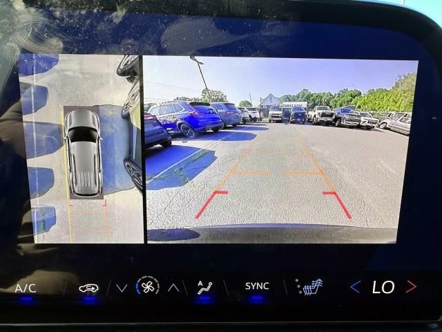 2024 Chevrolet Traverse LT w/2LT
