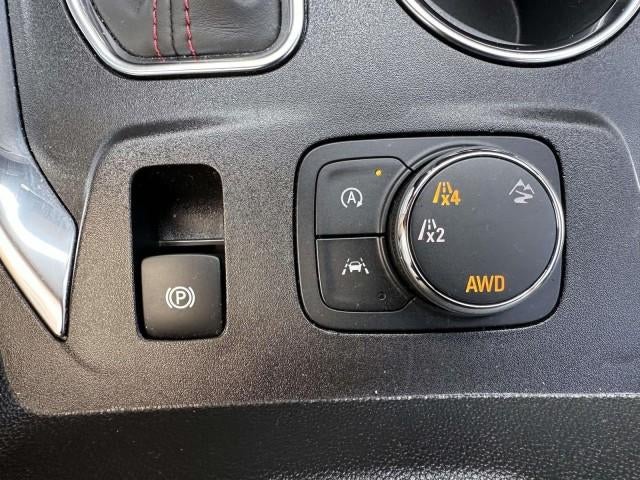 2023 Chevrolet Traverse AWD 2LT