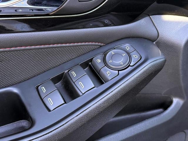 2023 Chevrolet Traverse AWD 2LT