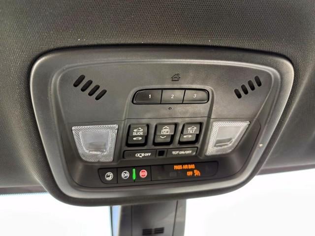 2023 Chevrolet Traverse AWD 2LT