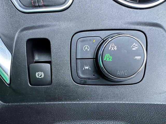 2023 Chevrolet Traverse AWD 2LT