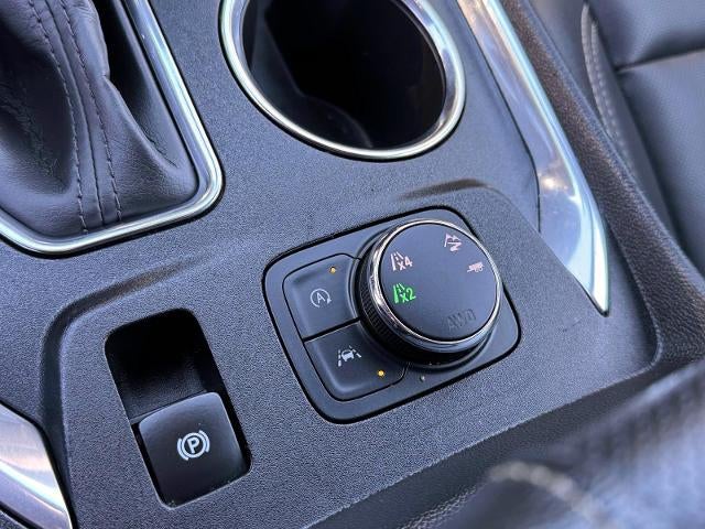 2023 Chevrolet Traverse AWD 1LZ