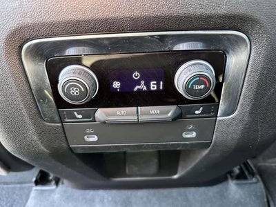 2022 Chevrolet Suburban 4WD LT