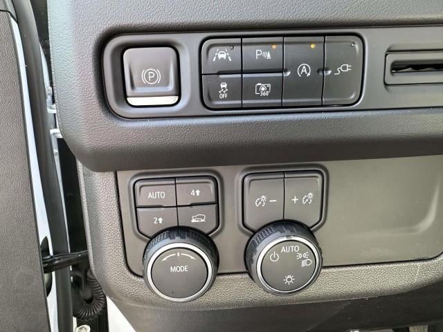 2022 Chevrolet Suburban 4WD LT