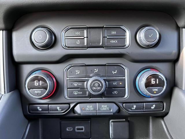 2022 Chevrolet Suburban 4WD LT