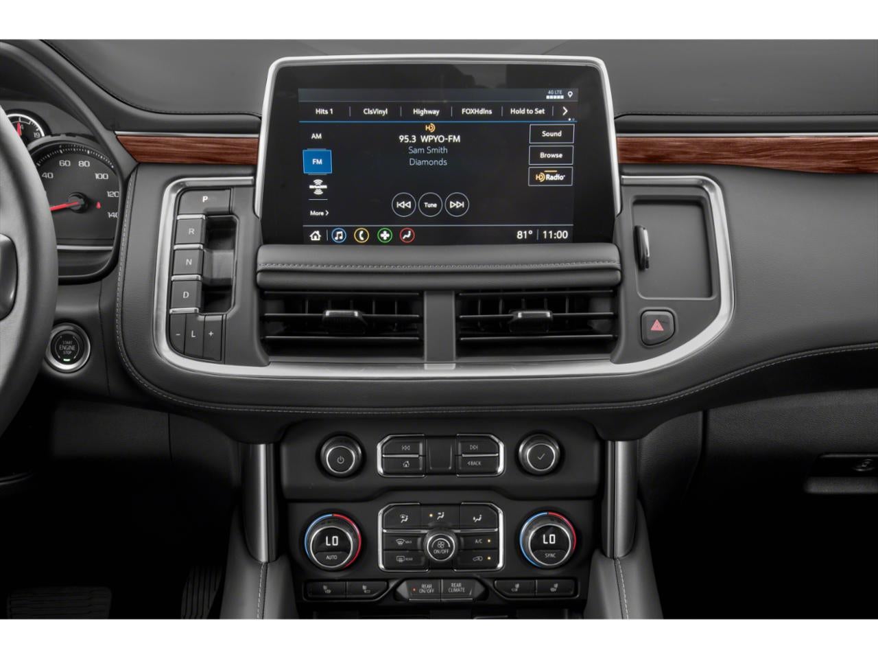 2022 Chevrolet Suburban 4WD LT