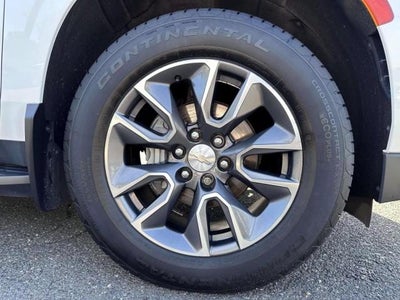 2022 Chevrolet Suburban 4WD LT